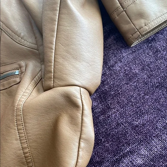 Brown Leather Jacket for Women - Picture 7 of 8